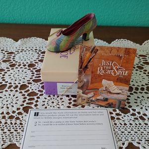 Just The Right Shoe Mini Collectible